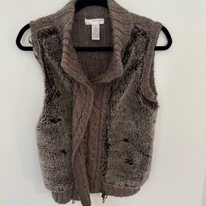 Kenar brown fur and cable knit zip up vest Medium.